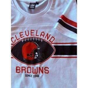 NFL Cleveland Browns Football XL Team Apparel Embroidered Mesh Tee T Shirt Brown
